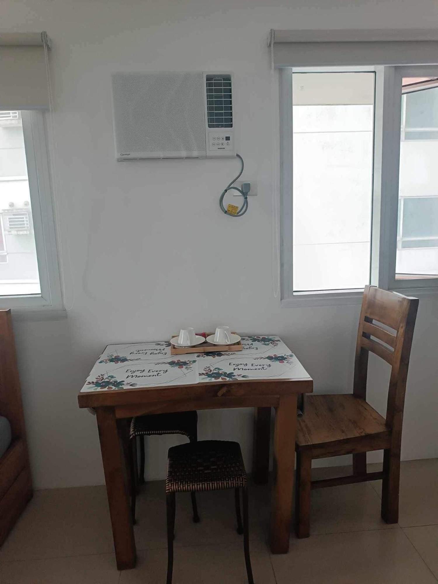 Avery Condo Suite At The Beacon Makati Makati City Esterno foto